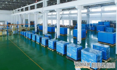 空壓機管道油污問(wèn)題